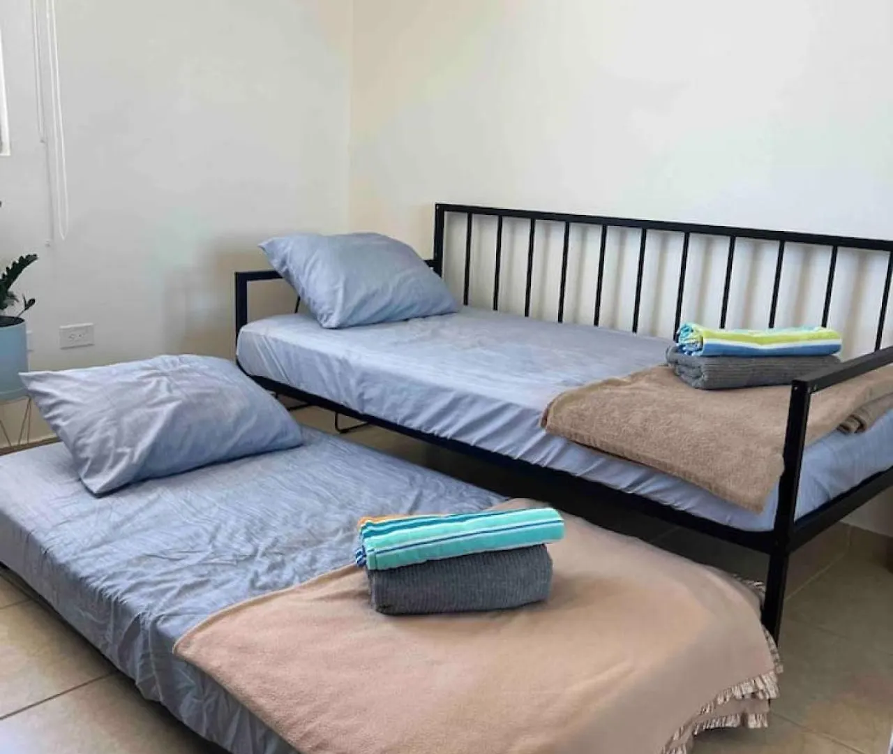 Pothos Beach Ph 3Br Apt W Rooftop W Pool Access Isabela Lägenhet